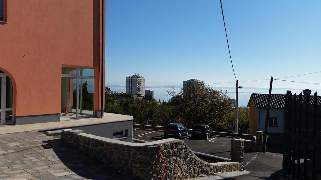 Apartments Sandra With Free Private Parking Fiume Esterno foto