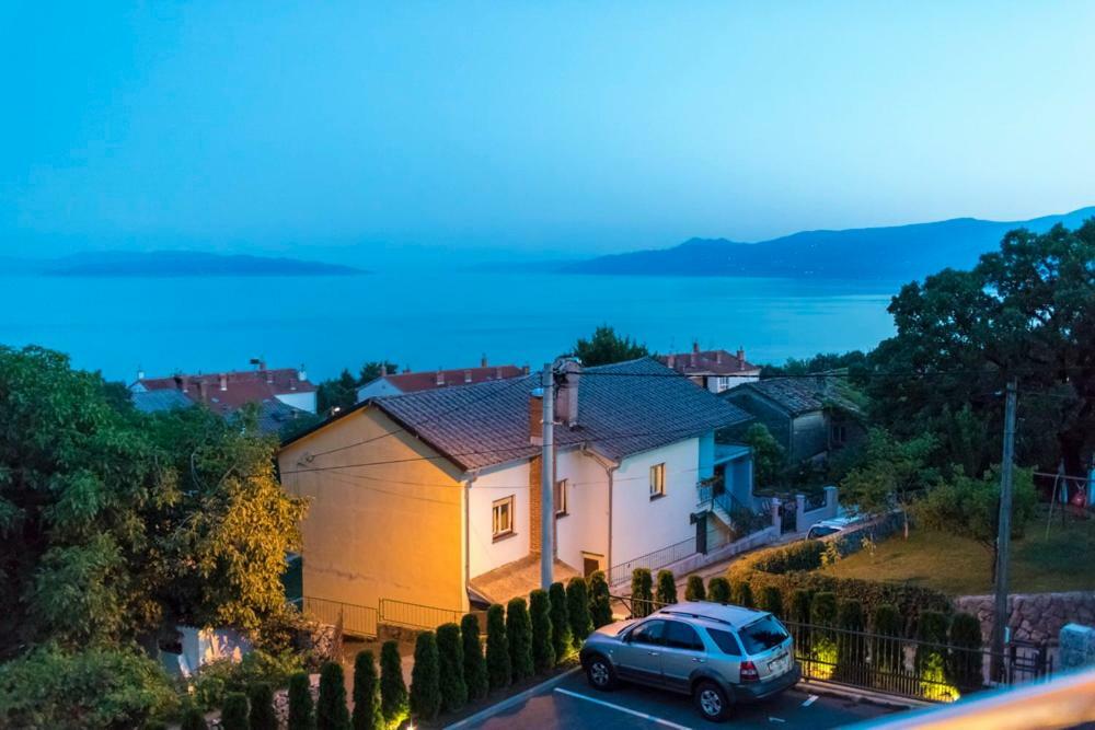 Apartments Sandra With Free Private Parking Fiume Esterno foto